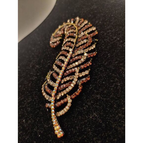 Vintage Women's White/Brown/Amber Rhinestones Gold Leaf Brooch Pin - Picture 3 of 7